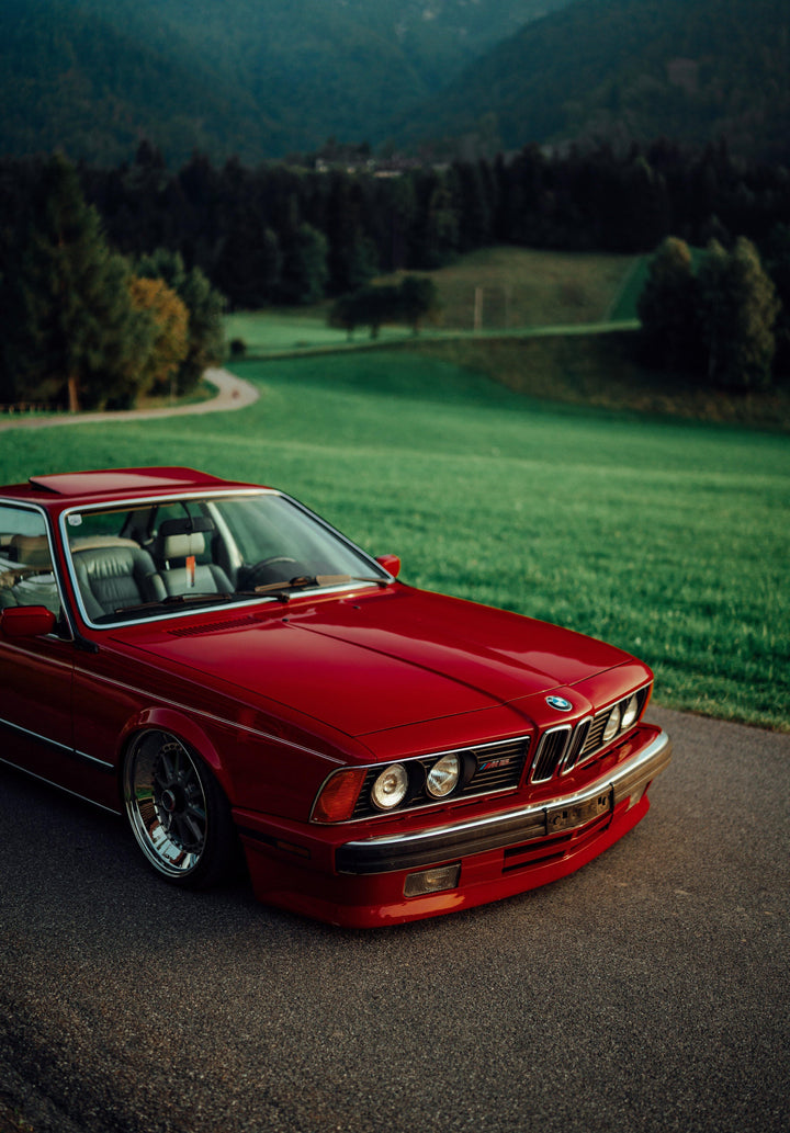 情绪化校正白平衡曝光旅行生活方式汽车照片调色Lightroom预设 Mike Crawat – 5 ULTIMATE LIGHTROOM PRESETS PACK 插件预设 sucaiwan.com