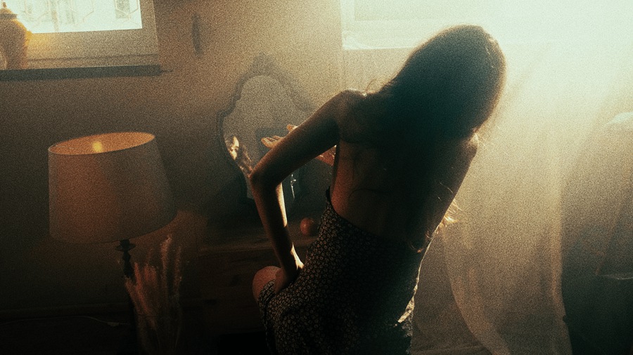 复古怀旧电影美学16mm胶片颗粒噪点纹理模拟视频叠加特效素材 CINEGRAMS – 16mm Film Grain 影视音频 sucaiwan.com