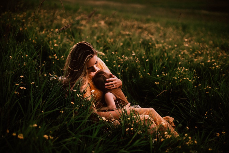 30组温暖橙色色调镜头光晕情侣婚礼户外摄影照片调色Lightroom预设包 Meridian – LLFx – Meg Loeks – Lens Flare V1 插件预设 第17张-素材湾丨精选海外优质设计素材资源 30组温暖橙色色调镜头光晕情侣婚礼户外摄影照片调色Lightroom预设包 Meridian – LLFx – Meg Loeks – Lens Flare V1 插件预设 sucaiwan.com