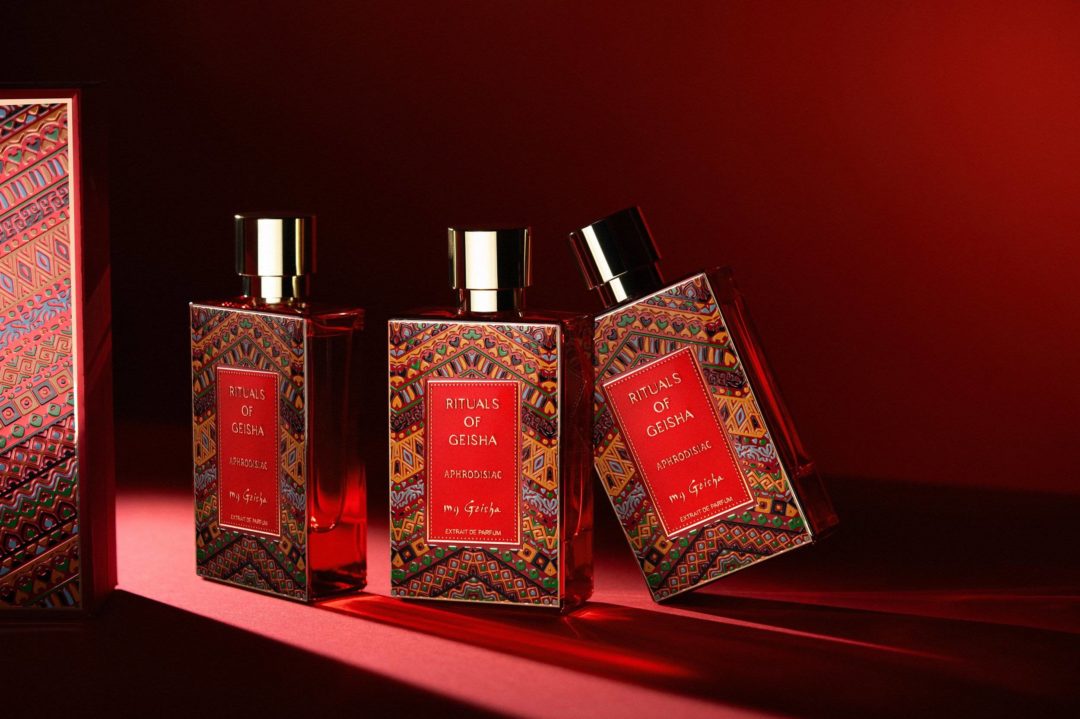 大师课程 女性化专业电商产品人物模特摄影后期修图视频教程 Crina Popescu – Fotografia de produs pe fundal alb & creativă 设计教程 第5张-素材湾丨精选海外优质设计素材资源 大师课程 女性化专业电商产品人物模特摄影后期修图视频教程 Crina Popescu – Fotografia de produs pe fundal alb & creativă 设计教程 sucaiwan.com