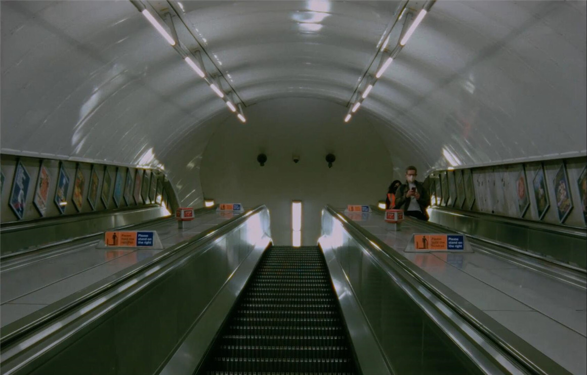 达芬奇Super16mm胶片模拟日光灯光光晕肤色晕影节点树 Keys Film Powergrade+Lut 插件预设 第9张-素材湾丨精选海外优质设计素材资源 达芬奇Super16mm胶片模拟日光灯光光晕肤色晕影节点树 Keys Film Powergrade+Lut 插件预设 sucaiwan.com