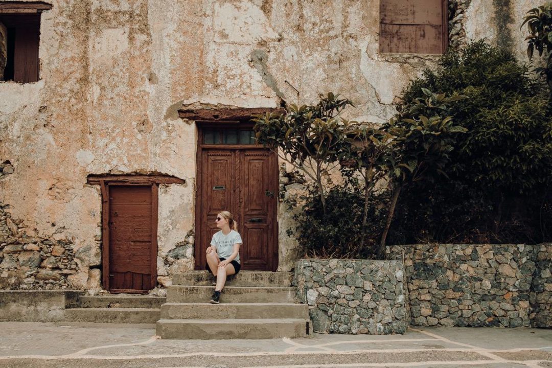 英伦欧风温暖棕色调情侣婚礼户外摄影照片调色Lightroom预设 Tho Pack Moody Presets and Profiles 插件预设 第11张-素材湾丨精选海外优质设计素材资源 英伦欧风温暖棕色调情侣婚礼户外摄影照片调色Lightroom预设 Tho Pack Moody Presets and Profiles 插件预设 sucaiwan.com