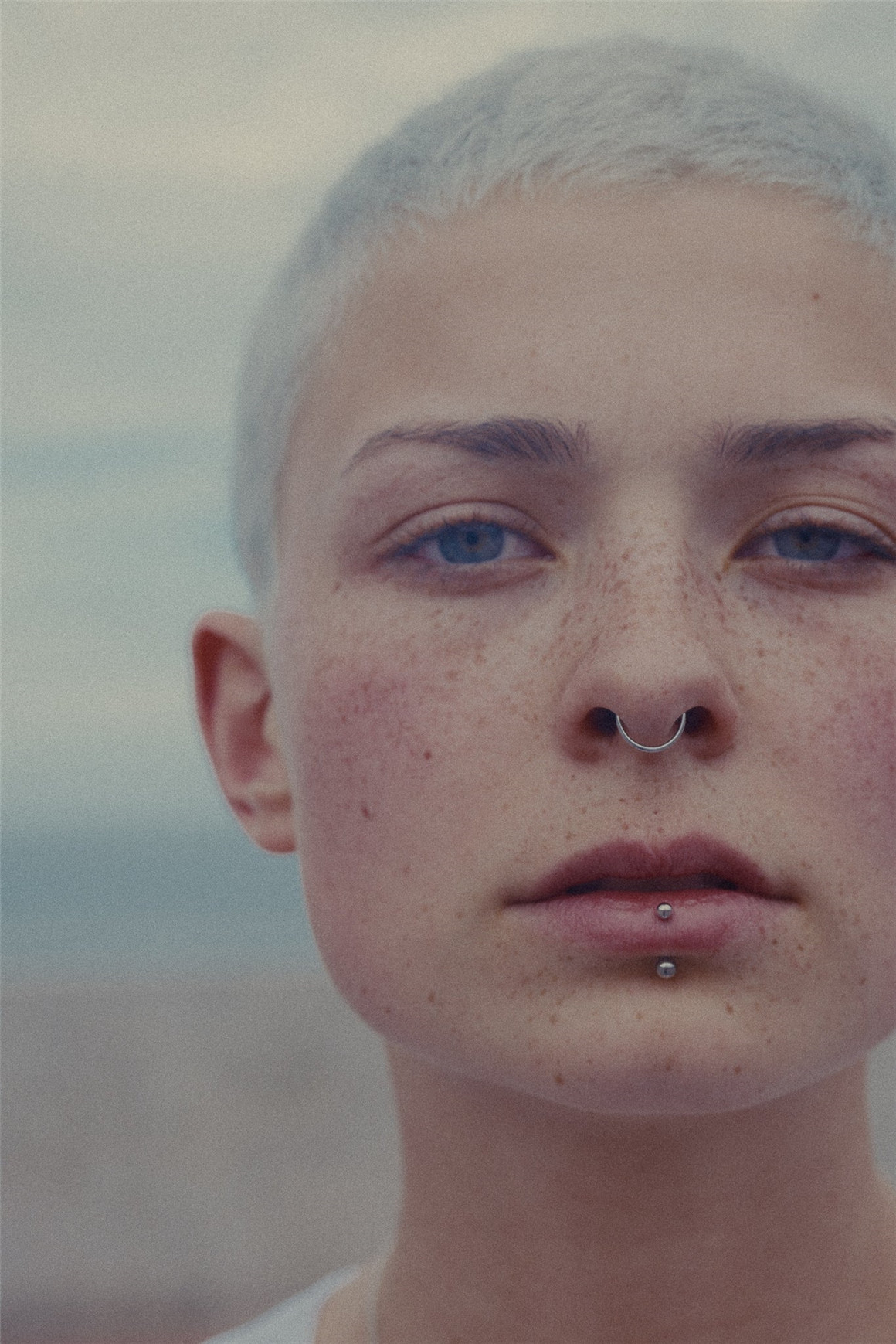 TCP 90年代复古朋克嘻哈风格16mm胶片美学LR调色预设包 CineStock 16mm Edition 插件预设 第2张-素材湾丨精选海外优质设计素材资源 TCP 90年代复古朋克嘻哈风格16mm胶片美学LR调色预设包 CineStock 16mm Edition 插件预设 sucaiwan.com