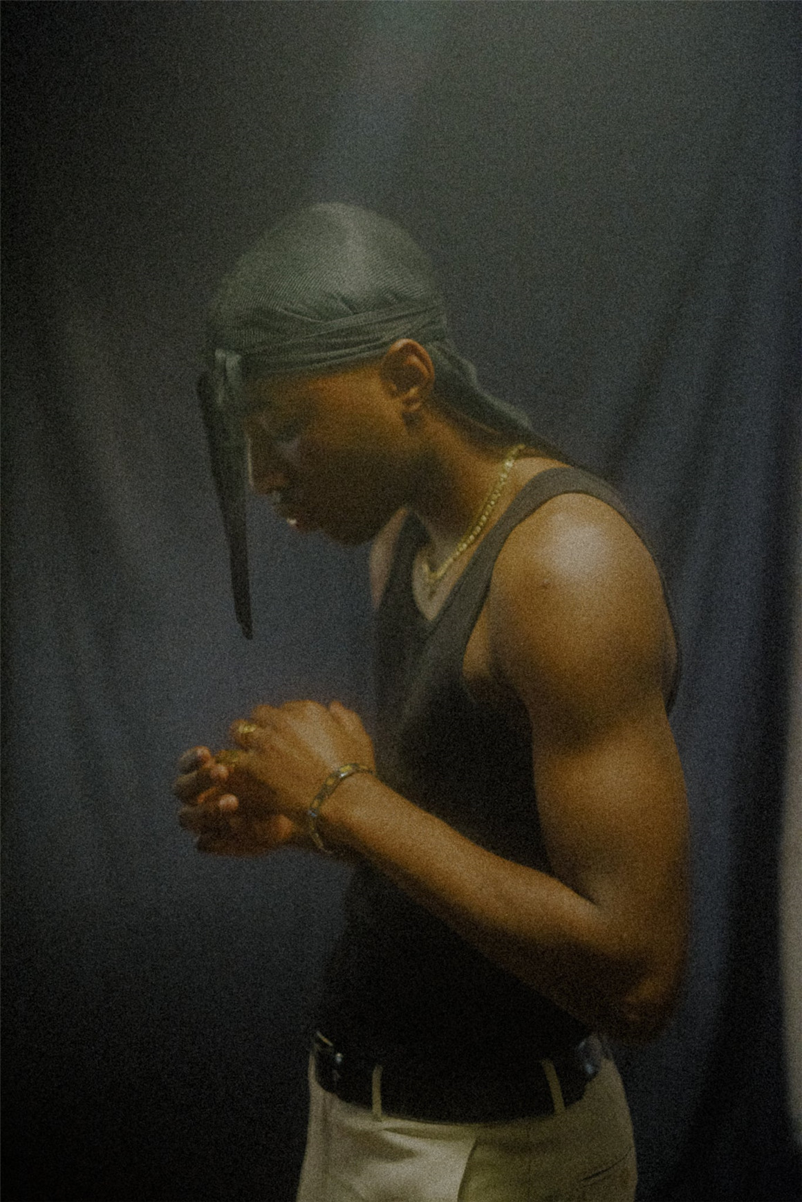 TCP 90年代复古朋克嘻哈风格16mm胶片美学LR调色预设包 CineStock 16mm Edition 插件预设 第7张-素材湾丨精选海外优质设计素材资源 TCP 90年代复古朋克嘻哈风格16mm胶片美学LR调色预设包 CineStock 16mm Edition 插件预设 sucaiwan.com