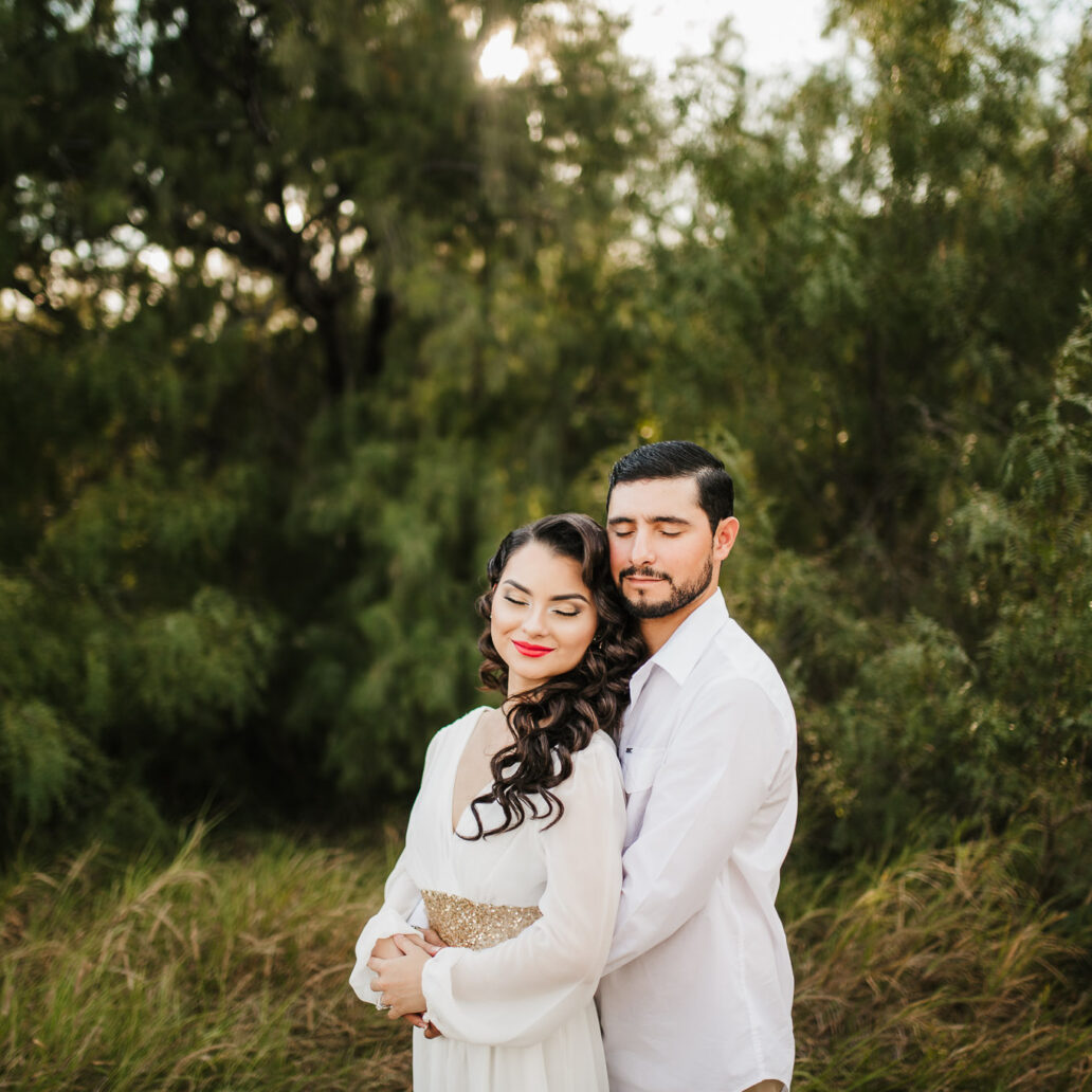 梦幻永恒温暖橙色家庭情侣婚礼摄影照片调色Lightroom预设 Sven Malojlo – Melo Presets 插件预设 第3张-素材湾丨精选海外优质设计素材资源 梦幻永恒温暖橙色家庭情侣婚礼摄影照片调色Lightroom预设 Sven Malojlo – Melo Presets 插件预设 sucaiwan.com