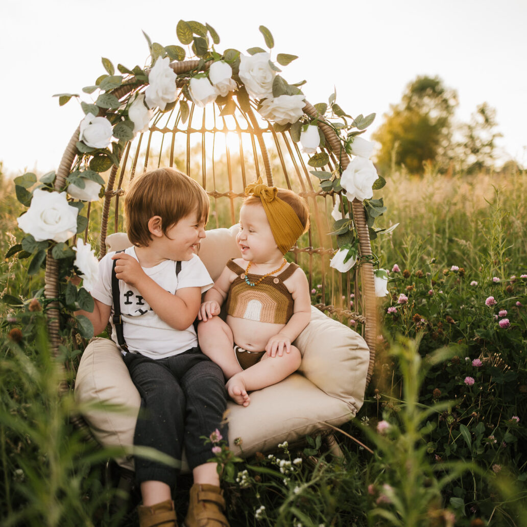 梦幻永恒温暖橙色家庭情侣婚礼摄影照片调色Lightroom预设 Sven Malojlo – Melo Presets 插件预设 第13张-素材湾丨精选海外优质设计素材资源 梦幻永恒温暖橙色家庭情侣婚礼摄影照片调色Lightroom预设 Sven Malojlo – Melo Presets 插件预设 sucaiwan.com