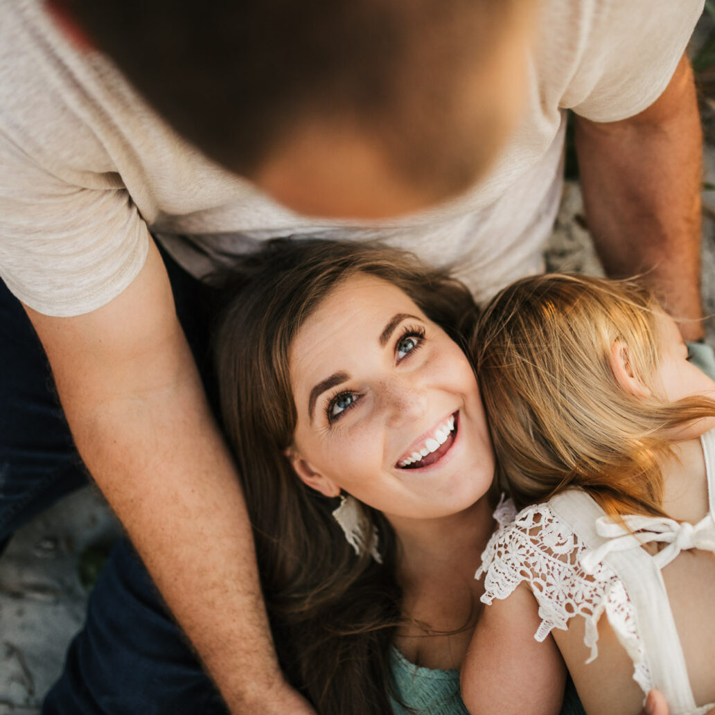 梦幻永恒温暖橙色家庭情侣婚礼摄影照片调色Lightroom预设 Sven Malojlo – Melo Presets 插件预设 第14张-素材湾丨精选海外优质设计素材资源 梦幻永恒温暖橙色家庭情侣婚礼摄影照片调色Lightroom预设 Sven Malojlo – Melo Presets 插件预设 sucaiwan.com