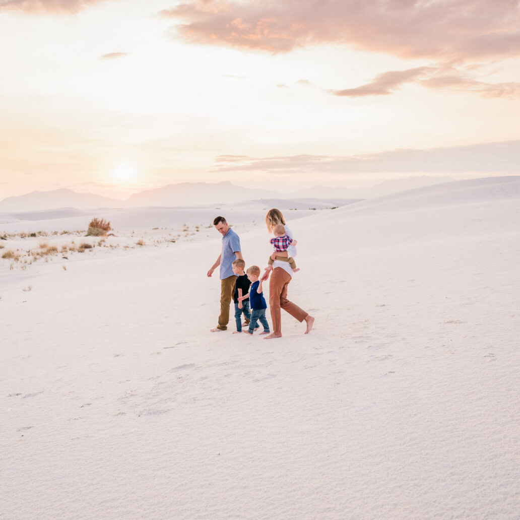 梦幻永恒温暖橙色家庭情侣婚礼摄影照片调色Lightroom预设 Sven Malojlo – Melo Presets 插件预设 第17张-素材湾丨精选海外优质设计素材资源 梦幻永恒温暖橙色家庭情侣婚礼摄影照片调色Lightroom预设 Sven Malojlo – Melo Presets 插件预设 sucaiwan.com