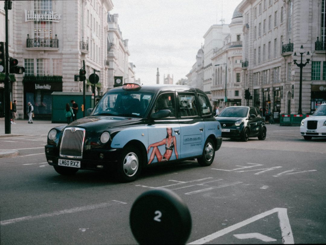 复古电影质感富士胶片模拟婚礼照片调色Lightroom预设 Jamie Windsor – JW Lightroom Presets 5 – Fujifilm 插件预设 第10张-素材湾丨精选海外优质设计素材资源 复古电影质感富士胶片模拟婚礼照片调色Lightroom预设 Jamie Windsor – JW Lightroom Presets 5 – Fujifilm 插件预设 sucaiwan.com