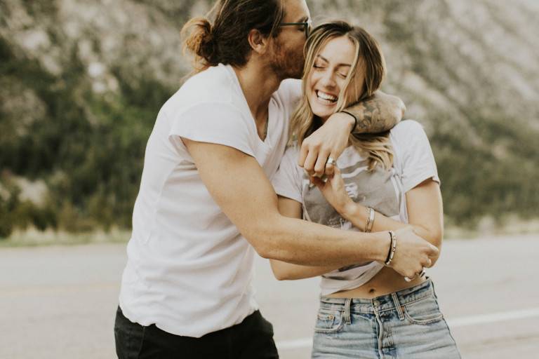 复古暖色黄红橙色调婚礼摄影照片一键调色PS动作预设 DVLOP – India Earl Actions 插件预设 第7张-素材湾丨精选海外优质设计素材资源 复古暖色黄红橙色调婚礼摄影照片一键调色PS动作预设 DVLOP – India Earl Actions 插件预设 sucaiwan.com