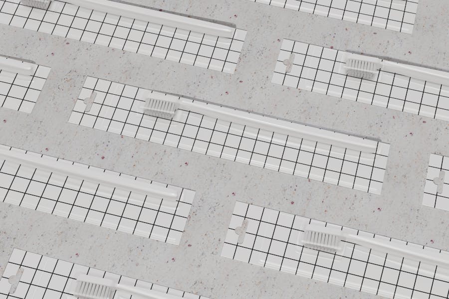 逼真牙刷包装盒设计展示效果图PS贴图样机模板素材 Tooth Brush Packaging Mockup 样机素材 sucaiwan.com