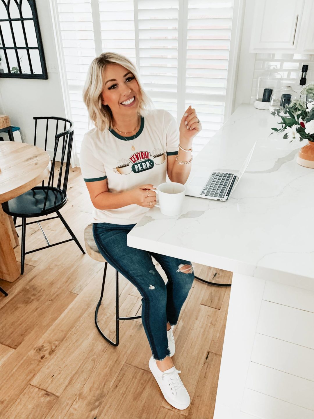 温暖琥珀色棕色情侣摄影照片调色手机Lightroom预设包 G-Presets – NP Mobile Preset Pack 插件预设 第4张-素材湾丨精选海外优质设计素材资源 温暖琥珀色棕色情侣摄影照片调色手机Lightroom预设包 G-Presets – NP Mobile Preset Pack 插件预设 sucaiwan.com