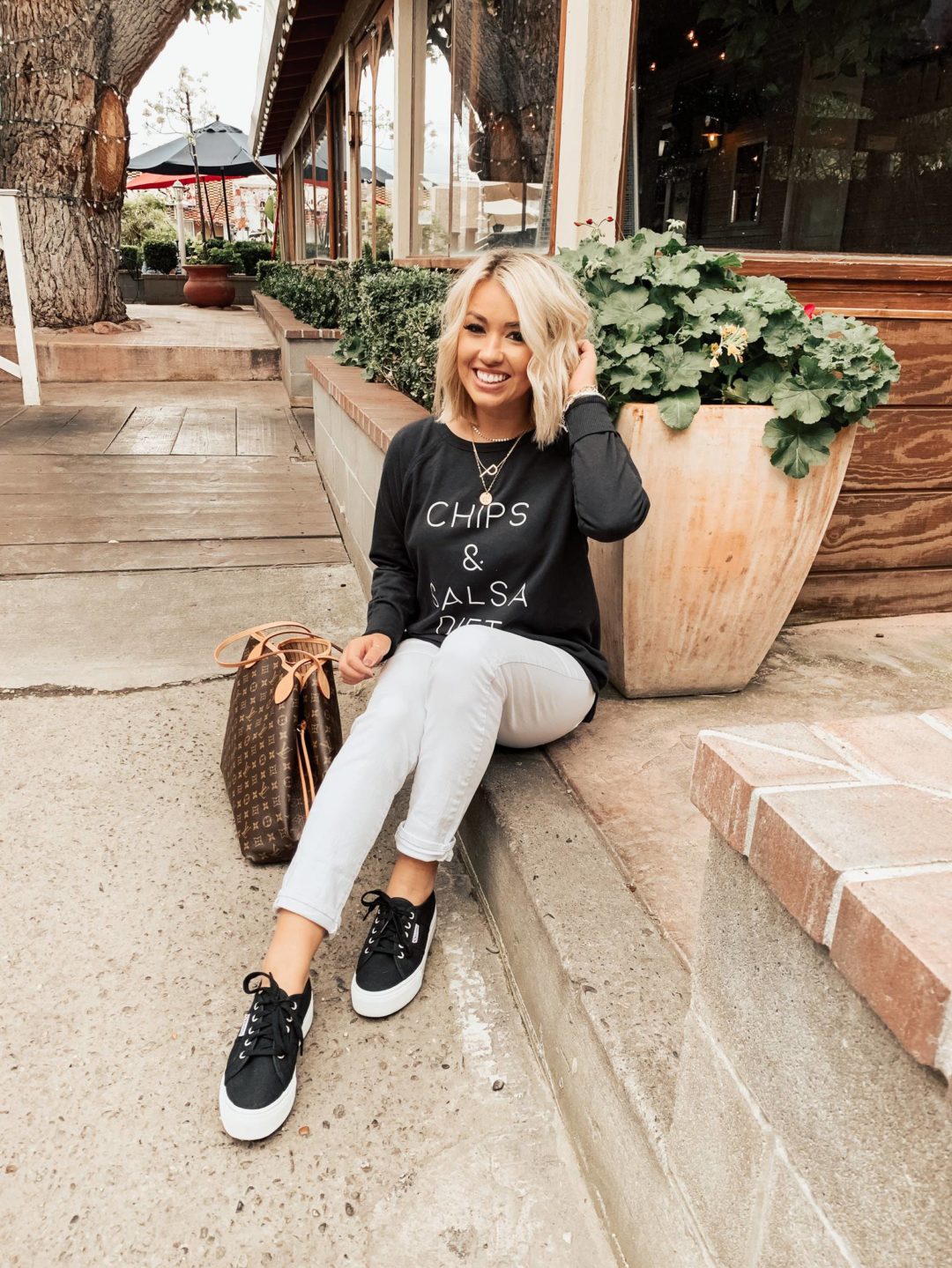 温暖琥珀色棕色情侣摄影照片调色手机Lightroom预设包 G-Presets – NP Mobile Preset Pack 插件预设 第9张-素材湾丨精选海外优质设计素材资源 温暖琥珀色棕色情侣摄影照片调色手机Lightroom预设包 G-Presets – NP Mobile Preset Pack 插件预设 sucaiwan.com