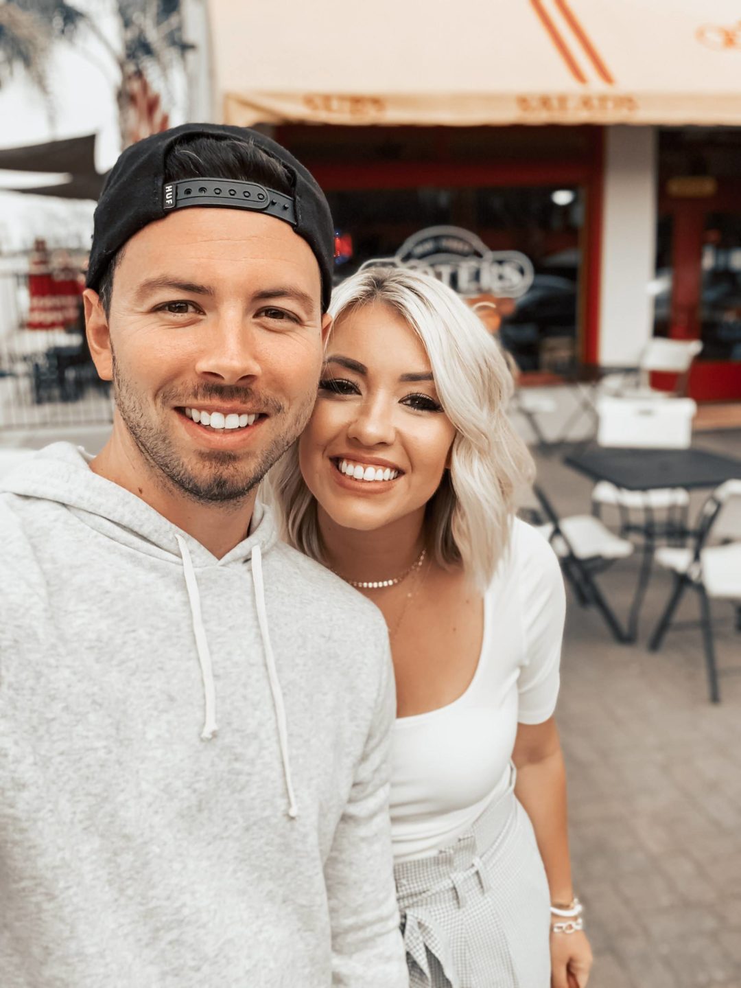 温暖琥珀色棕色情侣摄影照片调色手机Lightroom预设包 G-Presets – NP Mobile Preset Pack 插件预设 第11张-素材湾丨精选海外优质设计素材资源 温暖琥珀色棕色情侣摄影照片调色手机Lightroom预设包 G-Presets – NP Mobile Preset Pack 插件预设 sucaiwan.com