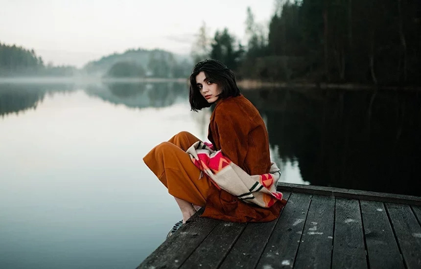 电影外观褐色人物肖像摄影照片调色Lightroom预设 Marat Safin – Gala – Lightroom Preset Pack 插件预设 第5张-素材湾丨精选海外优质设计素材资源 电影外观褐色人物肖像摄影照片调色Lightroom预设 Marat Safin – Gala – Lightroom Preset Pack 插件预设 sucaiwan.com