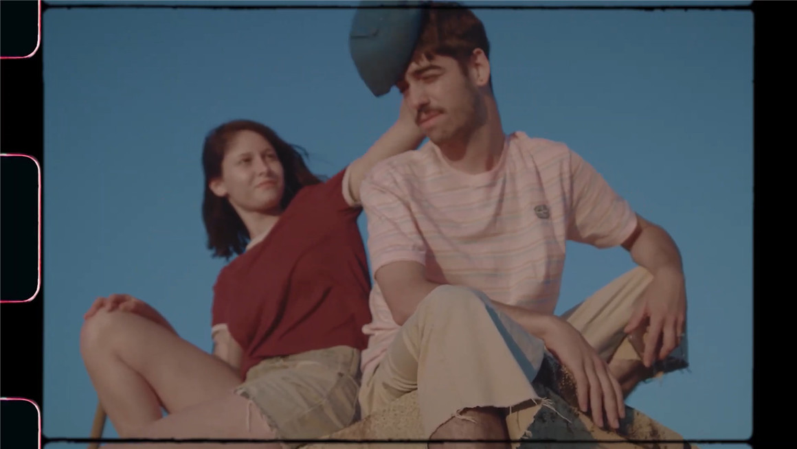 FOUR EDITORS 复古创意美学电影分屏遮罩视频叠加层素材 SPLIT FRAMES PRESETS 图片素材 第2张-素材湾丨精选海外优质设计素材资源 FOUR EDITORS 复古创意美学电影分屏遮罩视频叠加层素材 SPLIT FRAMES PRESETS 图片素材 sucaiwan.com