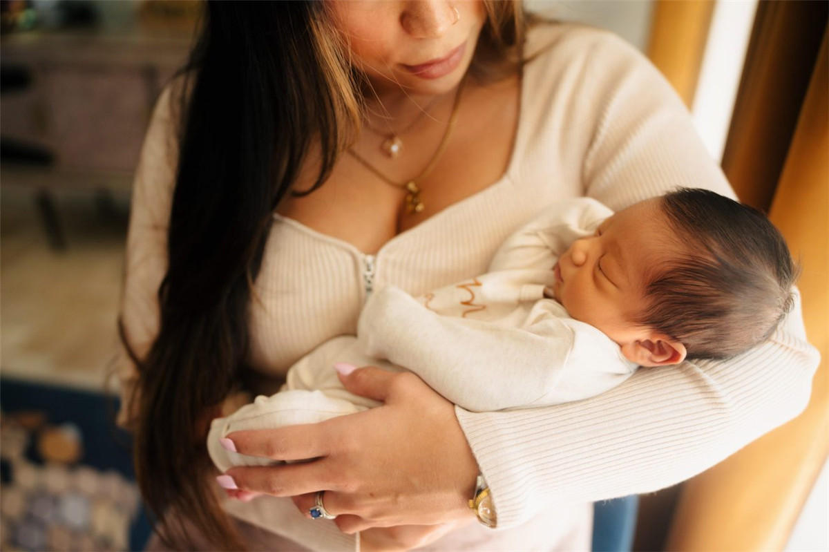 梦幻日落电影美学金盏花系列母婴户外摄影照片LR预设 Awandering Tribe - Marigold Collection , 第7张-素材湾丨精选海外优质设计素材资源 梦幻日落电影美学金盏花系列母婴户外摄影照片LR预设 Awandering Tribe - Marigold Collection , sucaiwan.com