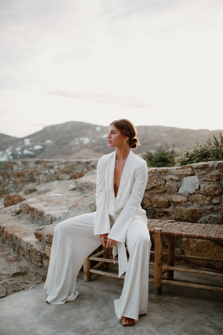 地中海风格棕色奶油色温暖色调情侣婚礼摄影照片调色Lightroom预设 DCxND Balearic Pack 插件预设 第4张-素材湾丨精选海外优质设计素材资源 地中海风格棕色奶油色温暖色调情侣婚礼摄影照片调色Lightroom预设 DCxND Balearic Pack 插件预设 sucaiwan.com