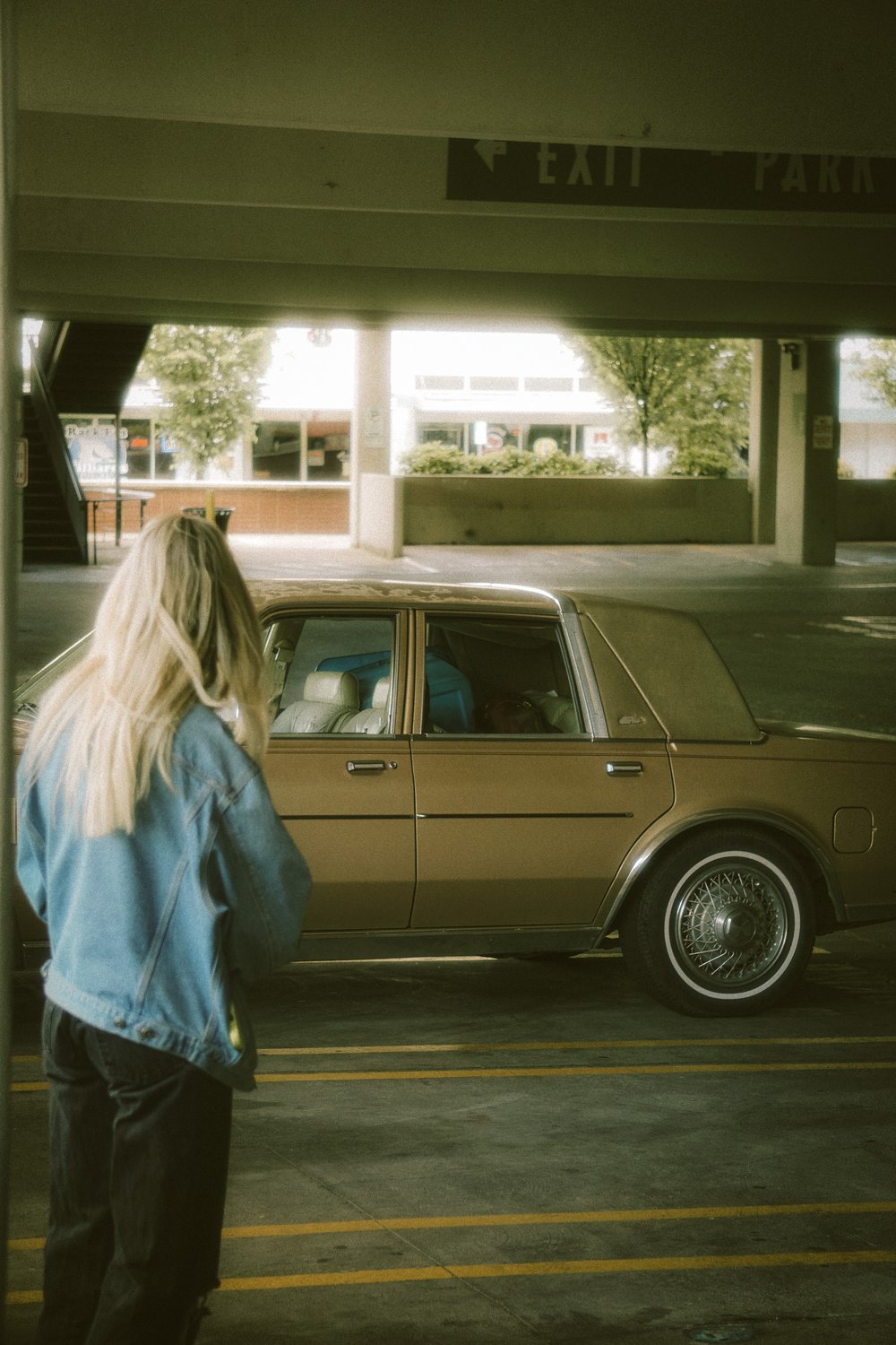 真实胶片电影美学怀旧色调颗粒纹理胶片摄影调色LR预设 Caleb Salvadori – Film Preset Collection V4 插件预设 第2张-素材湾丨精选海外优质设计素材资源 真实胶片电影美学怀旧色调颗粒纹理胶片摄影调色LR预设 Caleb Salvadori – Film Preset Collection V4 插件预设 sucaiwan.com