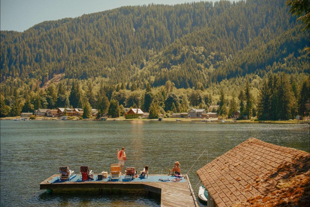 复古电影美学富士35MM FujiFilm Fuji 3513胶片仿真LOG&REC709还原调色LUT预设 Analogica Lab – Fujifilm Fuji 3513 Film Emulation LUT 插件预设 第2张-素材湾丨精选海外优质设计素材资源 复古电影美学富士35MM FujiFilm Fuji 3513胶片仿真LOG&REC709还原调色LUT预设 Analogica Lab – Fujifilm Fuji 3513 Film Emulation LUT 插件预设 sucaiwan.com