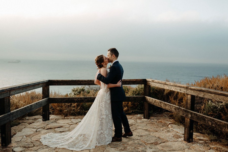 Meridian – LKO SIERRA PRESETS 复古怀旧温暖自然色彩人像摄影LR调色预设 插件预设 第3张-素材湾丨精选海外优质设计素材资源 Meridian – LKO SIERRA PRESETS 复古怀旧温暖自然色彩人像摄影LR调色预设 插件预设 sucaiwan.com