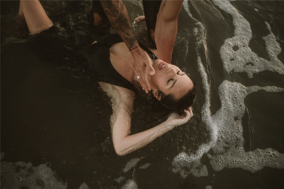 Archipelago Quest 38 - Bequest 巴洛克风格温暖浪漫梦幻日食光晕LR调色预设 插件预设 第11张-素材湾丨精选海外优质设计素材资源 Archipelago Quest 38 - Bequest 巴洛克风格温暖浪漫梦幻日食光晕LR调色预设 插件预设 sucaiwan.com