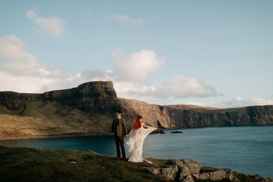 Meridian – LKO SIERRA PRESETS 复古怀旧温暖自然色彩人像摄影LR调色预设 插件预设 第2张-素材湾丨精选海外优质设计素材资源 Meridian – LKO SIERRA PRESETS 复古怀旧温暖自然色彩人像摄影LR调色预设 插件预设 sucaiwan.com