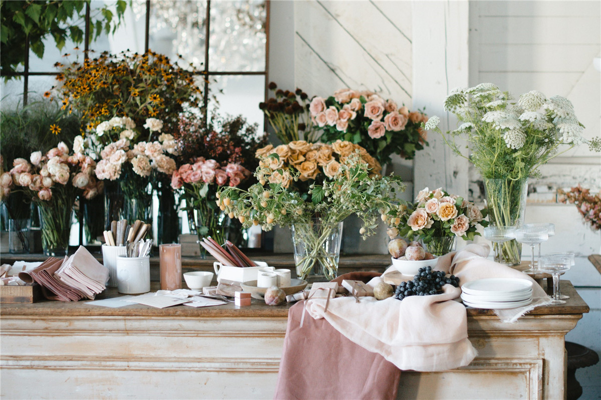 Dvlop Day to Day 怀旧氛围电影感婚礼人像摄影LR调色预设 , 第16张-素材湾丨精选海外优质设计素材资源 Dvlop Day to Day 怀旧氛围电影感婚礼人像摄影LR调色预设 , sucaiwan.com