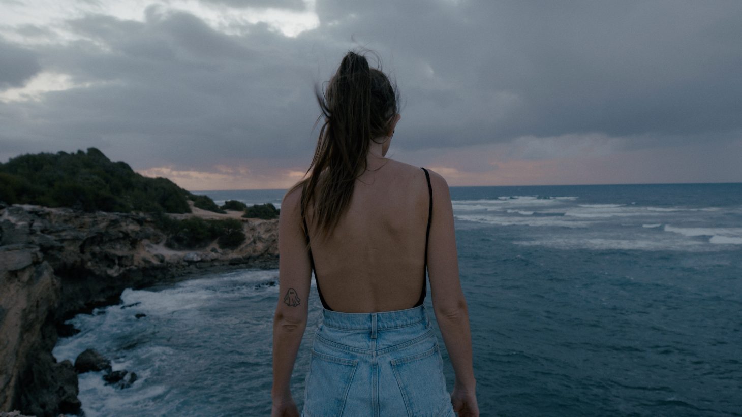 温暖色调蓝绿色棕色红色婚礼视频调色LUT预设 Gamut – Mango Street Lab – Stratus LUTS 插件预设 第5张-素材湾丨精选海外优质设计素材资源 温暖色调蓝绿色棕色红色婚礼视频调色LUT预设 Gamut – Mango Street Lab – Stratus LUTS 插件预设 sucaiwan.com