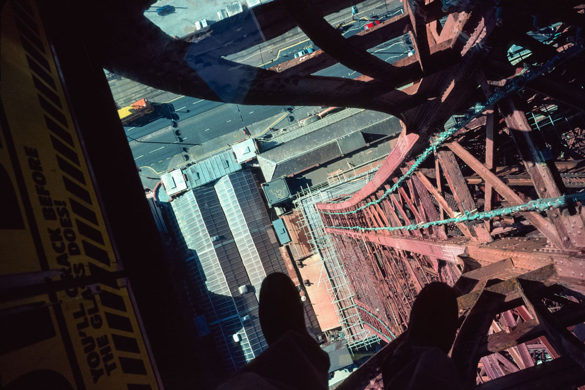 最受欢迎的柯达克罗姆35mm胶卷暖棕色调人像摄影LUT+Lightroom调色预设 Kodachrome 35mm (1935-1962) 插件预设 第10张-素材湾丨精选海外优质设计素材资源 最受欢迎的柯达克罗姆35mm胶卷暖棕色调人像摄影LUT+Lightroom调色预设 Kodachrome 35mm (1935-1962) 插件预设 sucaiwan.com