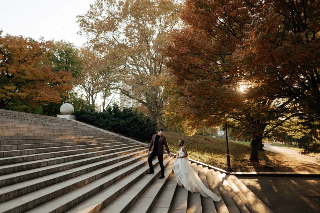 情绪化电影质感复古怀旧人物照片皮肤调色Lightroom预设包 G-Presets – Deidre and Jon Presets 插件预设 第3张-素材湾丨精选海外优质设计素材资源 情绪化电影质感复古怀旧人物照片皮肤调色Lightroom预设包 G-Presets – Deidre and Jon Presets 插件预设 sucaiwan.com