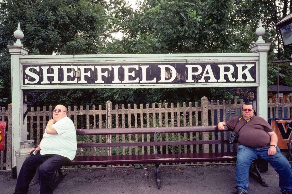 最受欢迎的柯达克罗姆35mm胶卷暖棕色调人像摄影LUT+Lightroom调色预设 Kodachrome 35mm (1935-1962) 插件预设 第6张-素材湾丨精选海外优质设计素材资源 最受欢迎的柯达克罗姆35mm胶卷暖棕色调人像摄影LUT+Lightroom调色预设 Kodachrome 35mm (1935-1962) 插件预设 sucaiwan.com