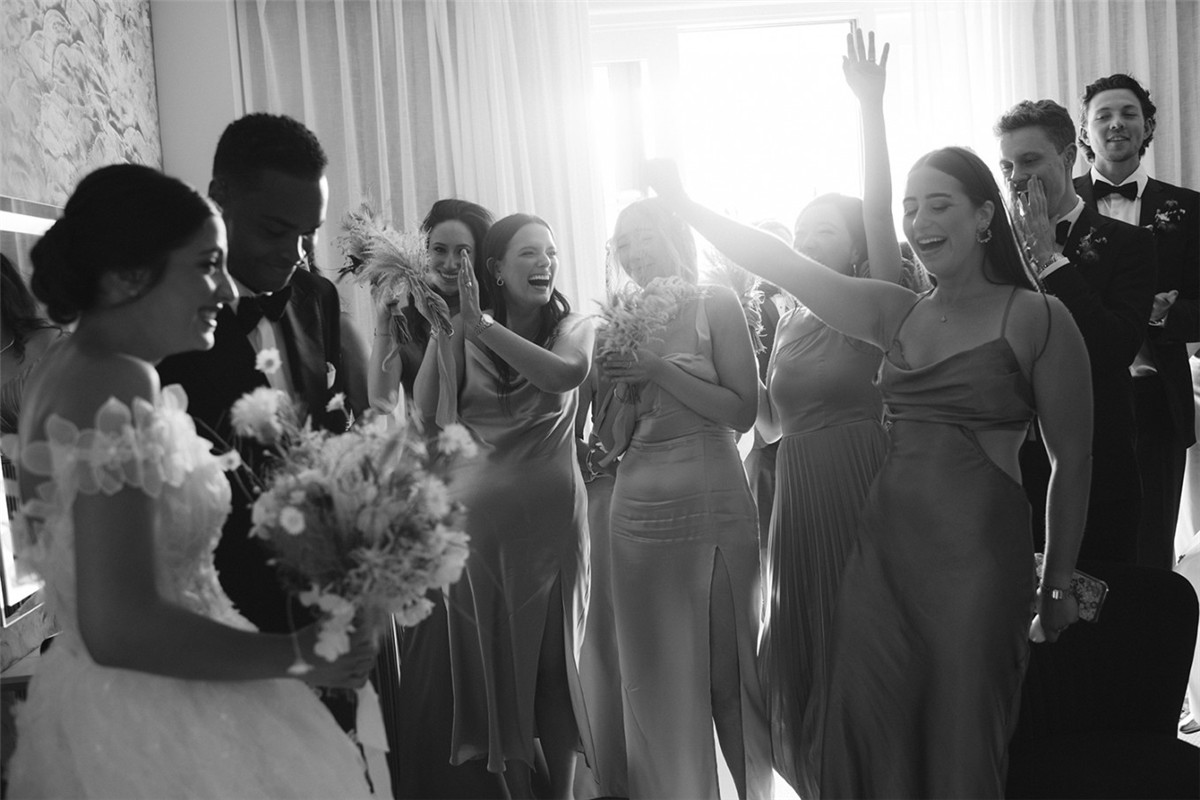 Dvlop Day to Day 怀旧氛围电影感婚礼人像摄影LR调色预设 , 第12张-素材湾丨精选海外优质设计素材资源 Dvlop Day to Day 怀旧氛围电影感婚礼人像摄影LR调色预设 , sucaiwan.com