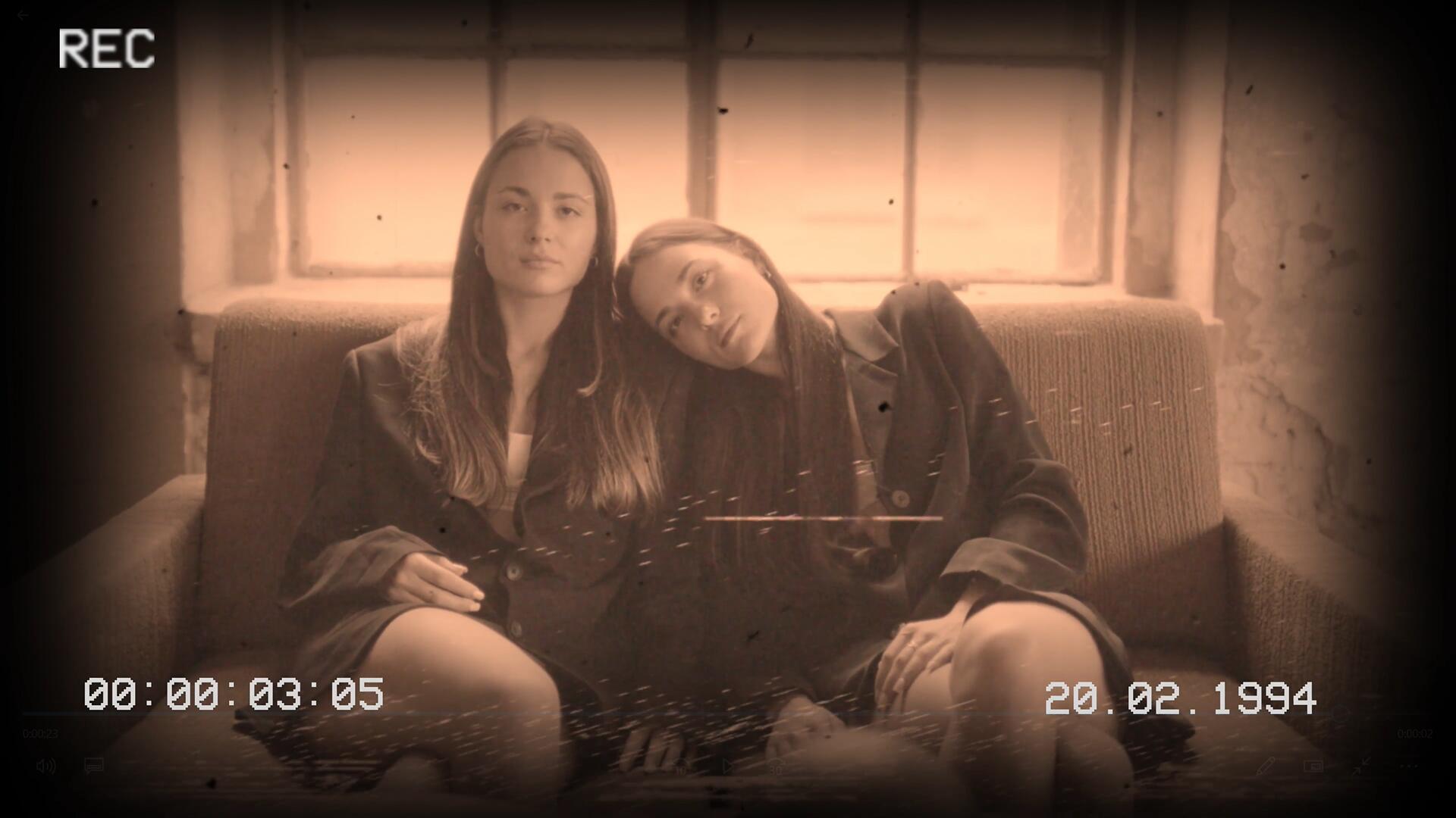 AE/PR/达芬奇模板:老式怀旧电影放映机抖动闪烁转场过渡模板 , 第5张-素材湾丨精选海外优质设计素材资源 AE/PR/达芬奇模板:老式怀旧电影放映机抖动闪烁转场过渡模板 , sucaiwan.com