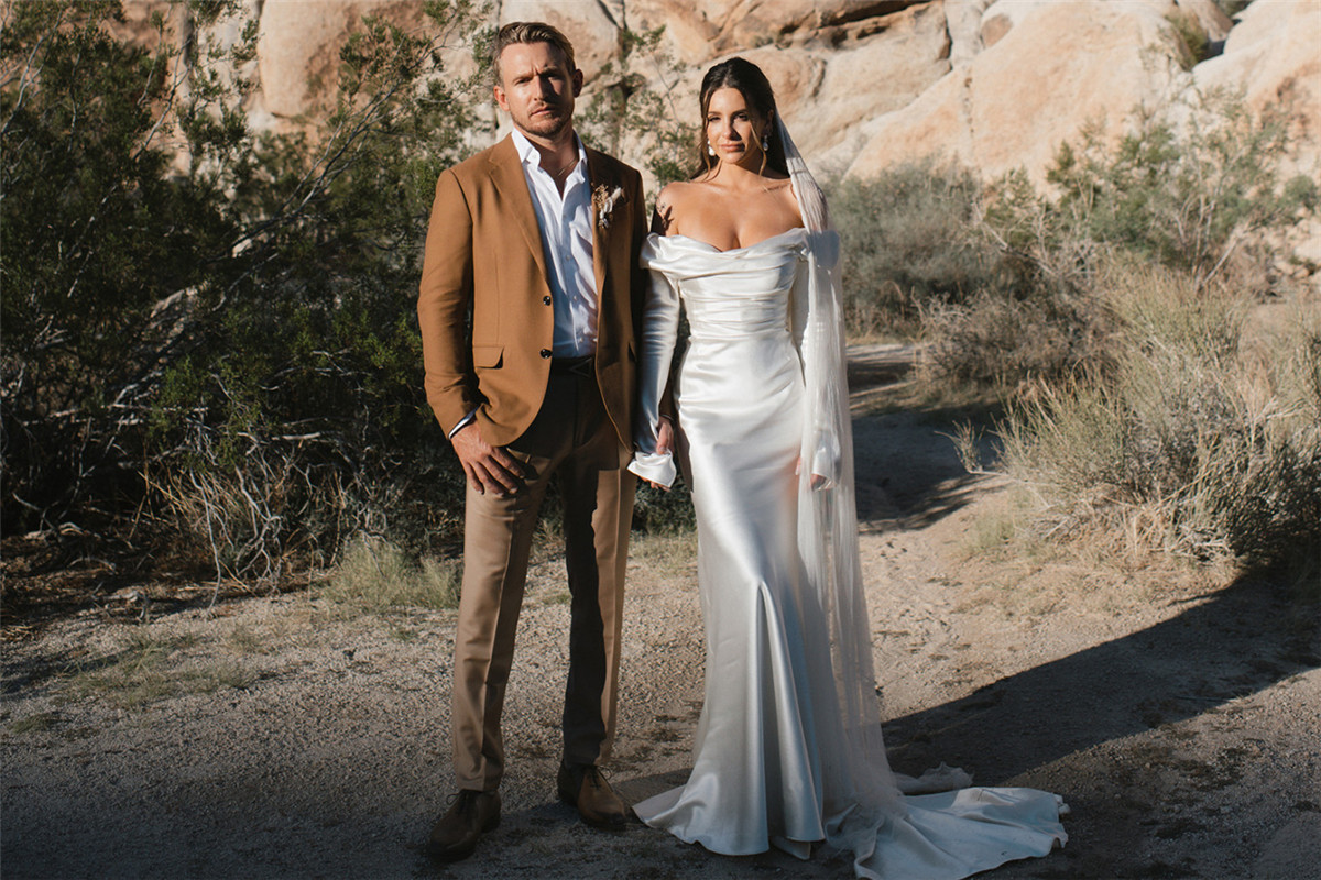 Dvlop Day to Day 怀旧氛围电影感婚礼人像摄影LR调色预设 , 第3张-素材湾丨精选海外优质设计素材资源 Dvlop Day to Day 怀旧氛围电影感婚礼人像摄影LR调色预设 , sucaiwan.com