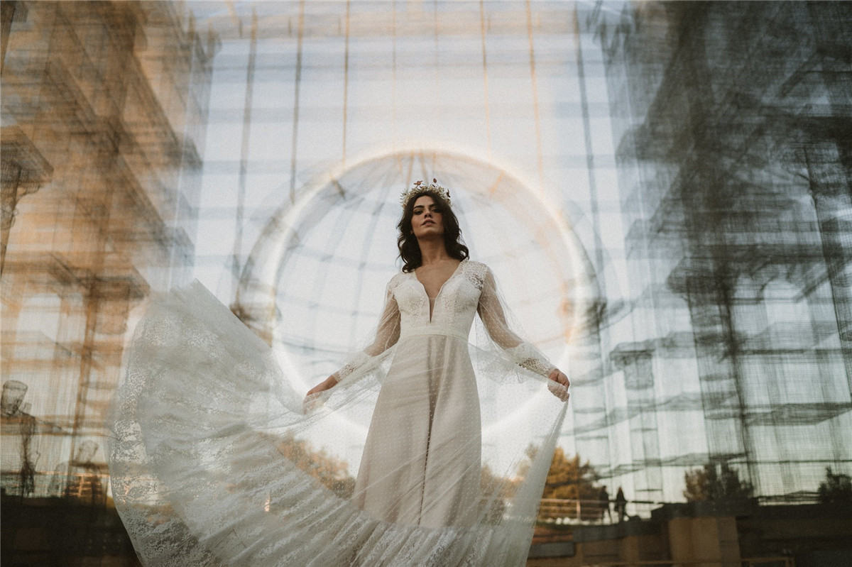 Archipelago Quest 38 - Bequest 巴洛克风格温暖浪漫梦幻日食光晕LR调色预设 插件预设 第13张-素材湾丨精选海外优质设计素材资源 Archipelago Quest 38 - Bequest 巴洛克风格温暖浪漫梦幻日食光晕LR调色预设 插件预设 sucaiwan.com