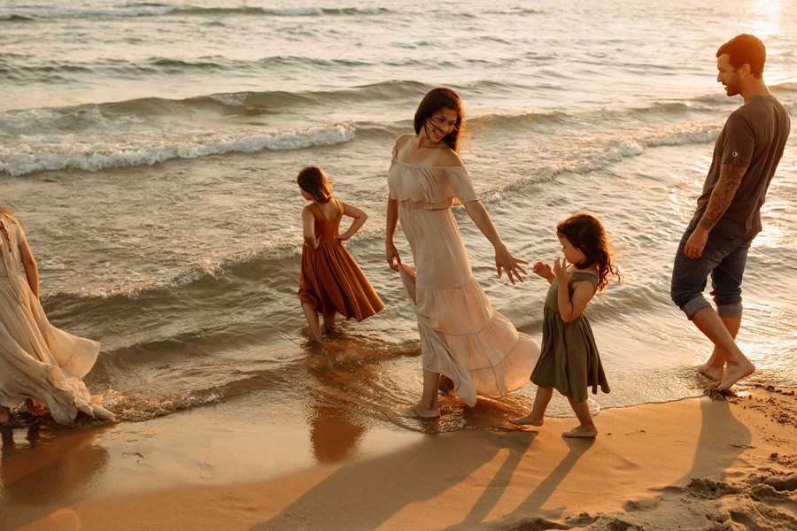 Meridian – LKO SIERRA PRESETS 复古怀旧温暖自然色彩人像摄影LR调色预设 插件预设 第14张-素材湾丨精选海外优质设计素材资源 Meridian – LKO SIERRA PRESETS 复古怀旧温暖自然色彩人像摄影LR调色预设 插件预设 sucaiwan.com