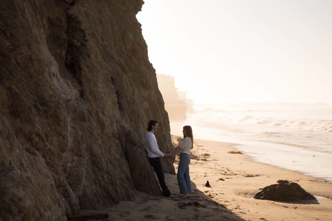 情绪化电影质感复古怀旧人物照片皮肤调色Lightroom预设包 G-Presets – Deidre and Jon Presets 插件预设 第16张-素材湾丨精选海外优质设计素材资源 情绪化电影质感复古怀旧人物照片皮肤调色Lightroom预设包 G-Presets – Deidre and Jon Presets 插件预设 sucaiwan.com