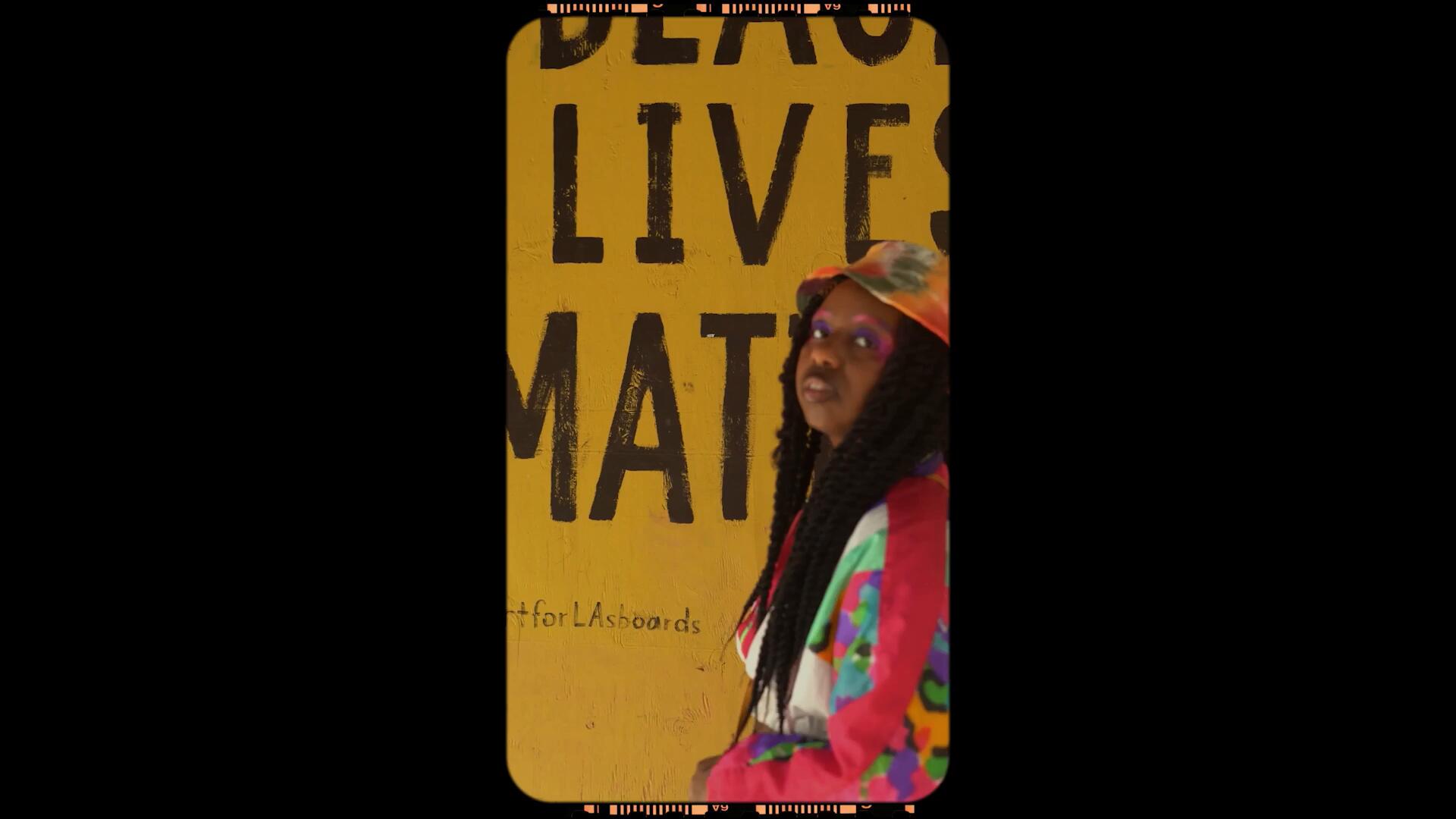 AE模板：抖音小红书竖屏胶片边框垃圾摇滚开场片头模板 , sucaiwan.com