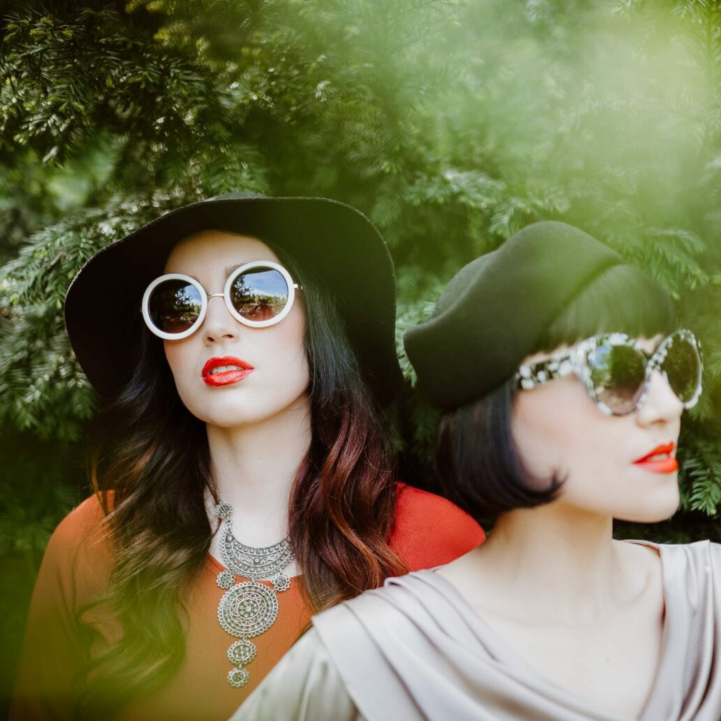 电影外观温暖蓝色调婚礼照片调色Lightroom预设 Sven Malojlo – SMAL WILD PRESETS 插件预设 第3张-素材湾丨精选海外优质设计素材资源 电影外观温暖蓝色调婚礼照片调色Lightroom预设 Sven Malojlo – SMAL WILD PRESETS 插件预设 sucaiwan.com