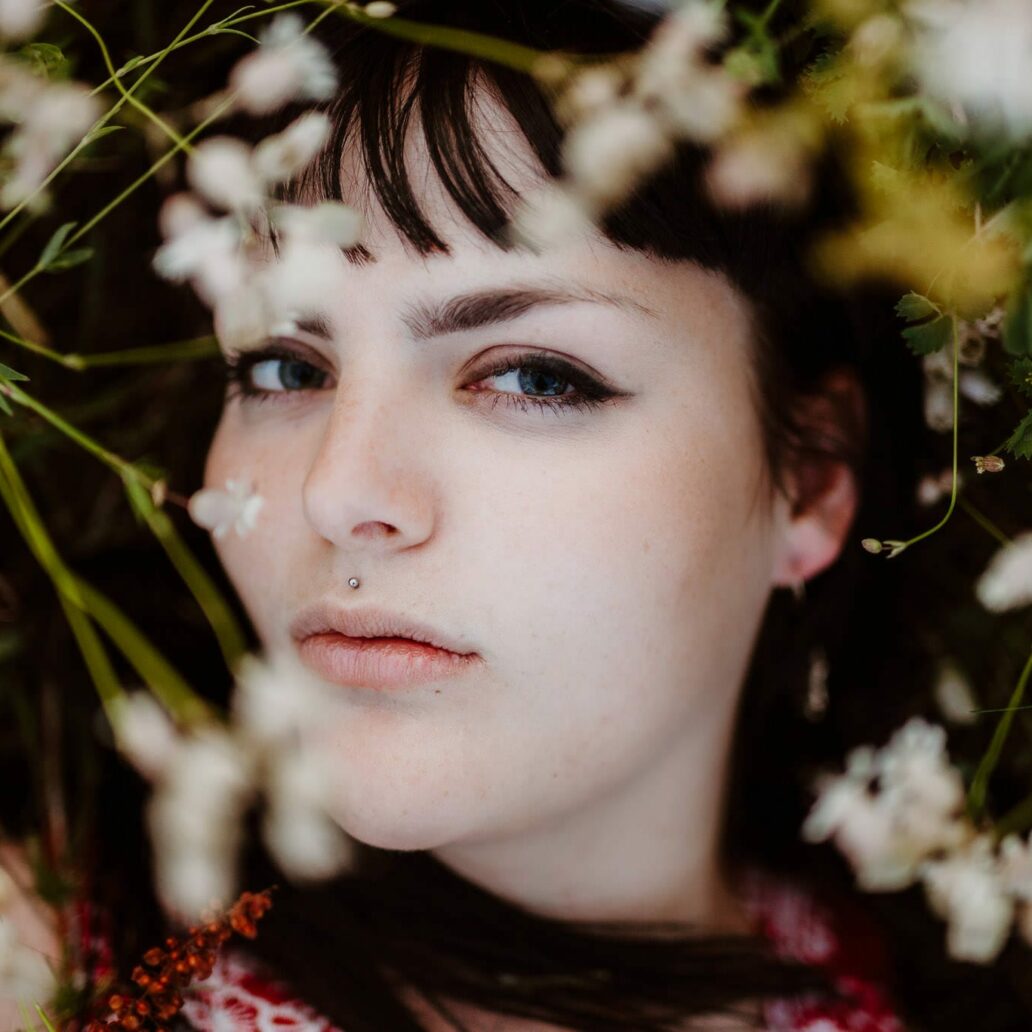 电影外观温暖蓝色调婚礼照片调色Lightroom预设 Sven Malojlo – SMAL WILD PRESETS 插件预设 第6张-素材湾丨精选海外优质设计素材资源 电影外观温暖蓝色调婚礼照片调色Lightroom预设 Sven Malojlo – SMAL WILD PRESETS 插件预设 sucaiwan.com