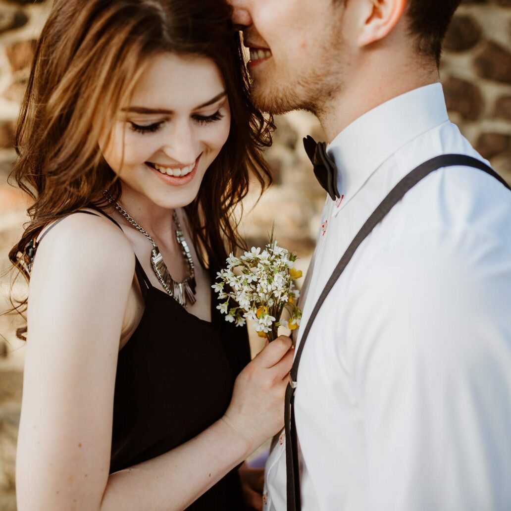 电影外观温暖蓝色调婚礼照片调色Lightroom预设 Sven Malojlo – SMAL WILD PRESETS 插件预设 第12张-素材湾丨精选海外优质设计素材资源 电影外观温暖蓝色调婚礼照片调色Lightroom预设 Sven Malojlo – SMAL WILD PRESETS 插件预设 sucaiwan.com