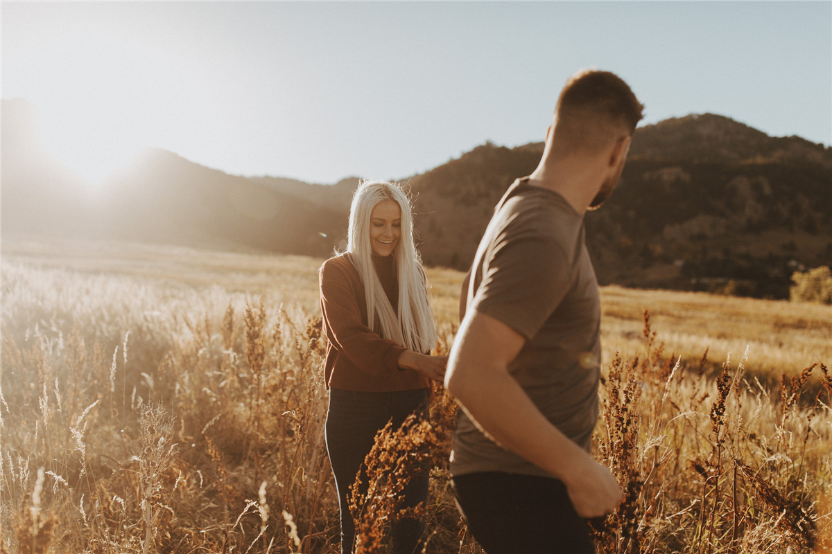 复古浪漫爱意温暖日光美学电影感旅行摄影照片调色LR预设 GPresets RACHEL TRAXLER PRESETS , 第9张-素材湾丨精选海外优质设计素材资源 复古浪漫爱意温暖日光美学电影感旅行摄影照片调色LR预设 GPresets RACHEL TRAXLER PRESETS , sucaiwan.com