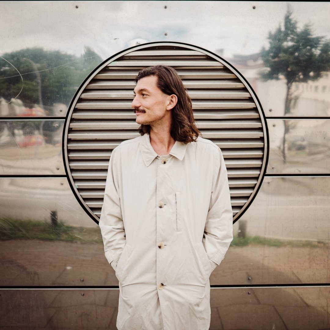 真实活力温暖色调橙色情侣婚礼照片调色Lightroom预设 Sven Malojlo – Unblemished Presets and Helpers 插件预设 第6张-素材湾丨精选海外优质设计素材资源 真实活力温暖色调橙色情侣婚礼照片调色Lightroom预设 Sven Malojlo – Unblemished Presets and Helpers 插件预设 sucaiwan.com