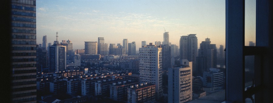 GxAce 24个世嘉日落波黄昏暗色调弱光扫街电影仿真LR预设包 Lightroom Preset Pack 01 插件预设 第3张-素材湾丨精选海外优质设计素材资源 GxAce 24个世嘉日落波黄昏暗色调弱光扫街电影仿真LR预设包 Lightroom Preset Pack 01 插件预设 sucaiwan.com