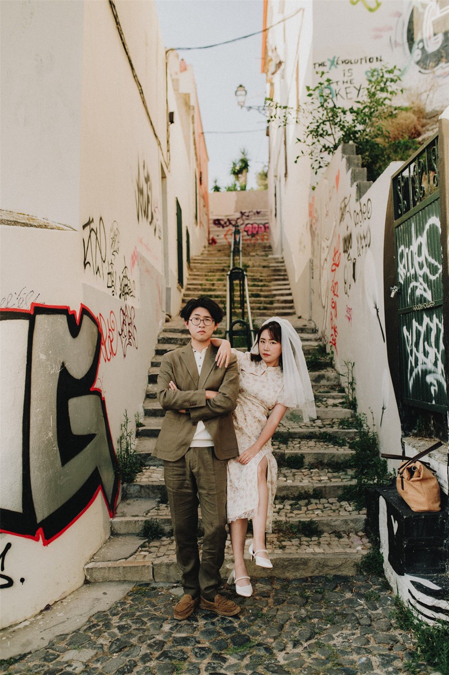 Archipelago Perpetua Presets 永恒优雅奢华婚纱人像摄影大胆色调LR预设 插件预设 第6张-素材湾丨精选海外优质设计素材资源 Archipelago Perpetua Presets 永恒优雅奢华婚纱人像摄影大胆色调LR预设 插件预设 sucaiwan.com