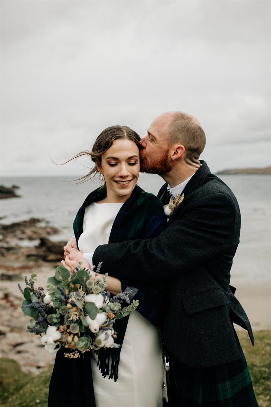 Archipelago Perpetua Presets 永恒优雅奢华婚纱人像摄影大胆色调LR预设 插件预设 第8张-素材湾丨精选海外优质设计素材资源 Archipelago Perpetua Presets 永恒优雅奢华婚纱人像摄影大胆色调LR预设 插件预设 sucaiwan.com