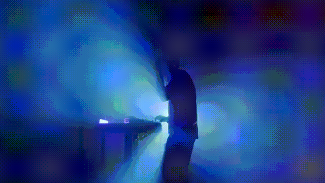 FCPX插件：69个嘻哈电影划痕噪点扭曲变形拉伸漏光刮擦手绘线条灯光闪烁转场过渡 MotionVFX mTransition NOISE . sucaiwan.com