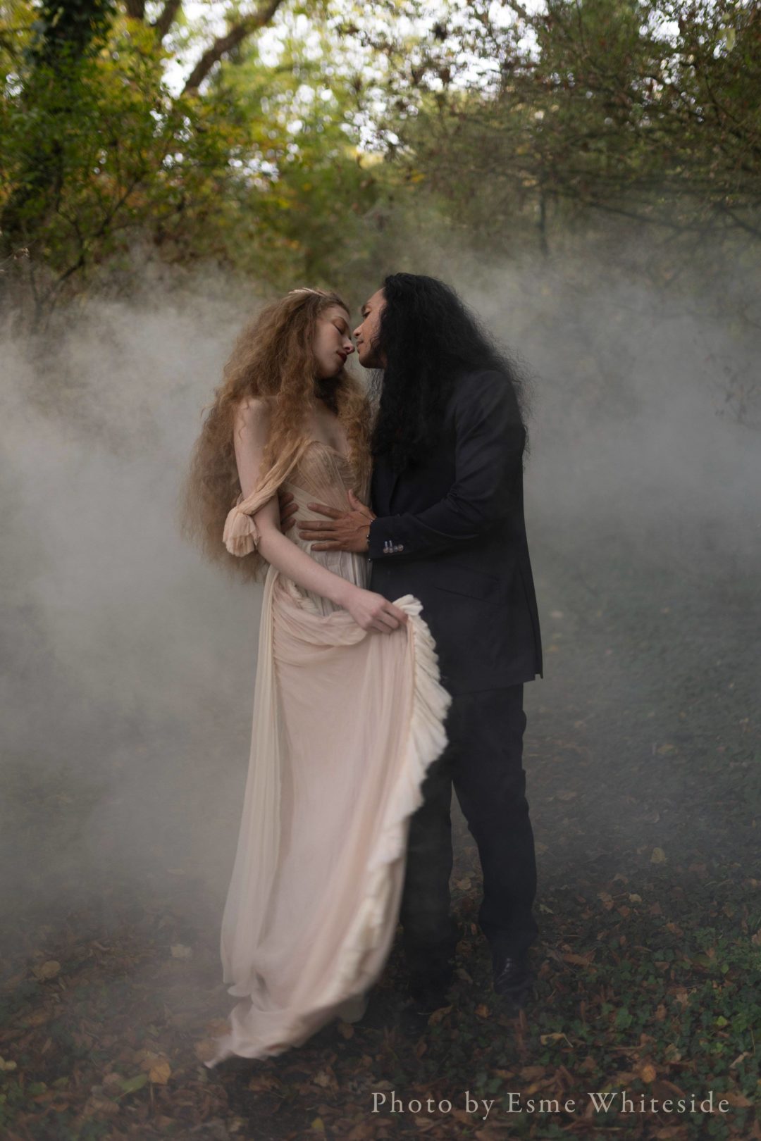 复古朦胧暖色调电影质感胶片颗粒效果模拟婚礼照片调色Lightroom预设包 Legacy Presets – Nostalgia 插件预设 第18张-素材湾丨精选海外优质设计素材资源 复古朦胧暖色调电影质感胶片颗粒效果模拟婚礼照片调色Lightroom预设包 Legacy Presets – Nostalgia 插件预设 sucaiwan.com