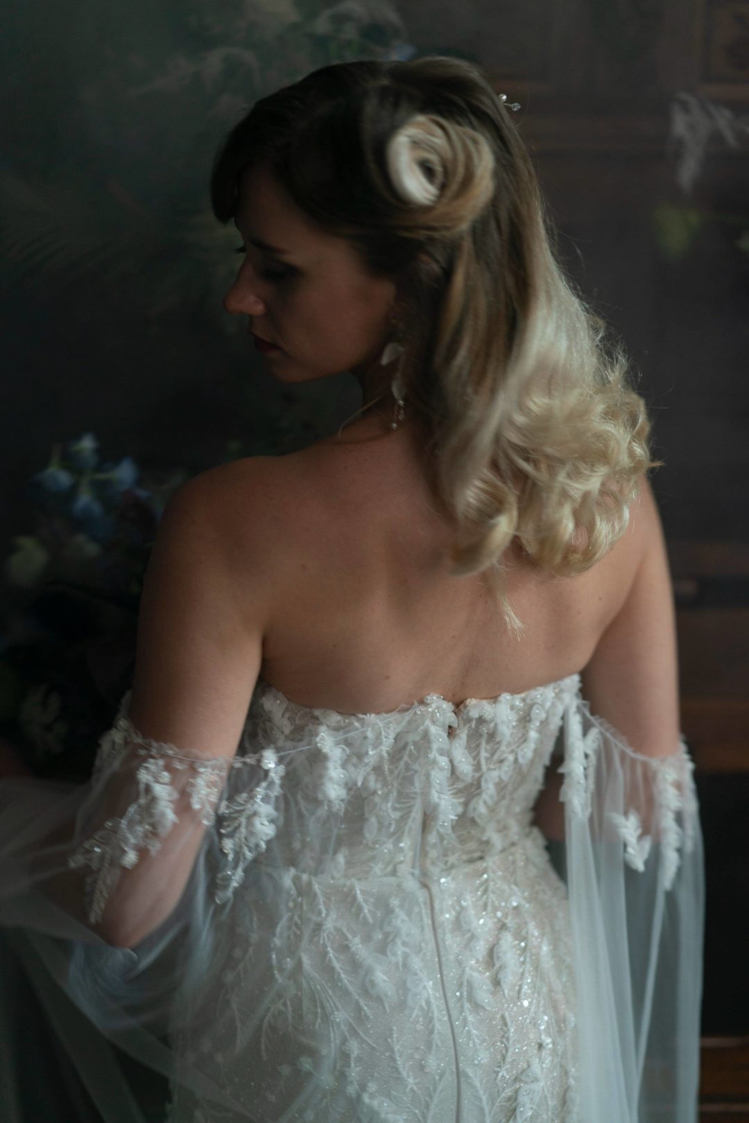 复古朦胧暖色调电影质感胶片颗粒效果模拟婚礼照片调色Lightroom预设包 Legacy Presets – Nostalgia 插件预设 第24张-素材湾丨精选海外优质设计素材资源 复古朦胧暖色调电影质感胶片颗粒效果模拟婚礼照片调色Lightroom预设包 Legacy Presets – Nostalgia 插件预设 sucaiwan.com